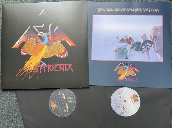Asia - Phoenix Vinyl Reissue - detail